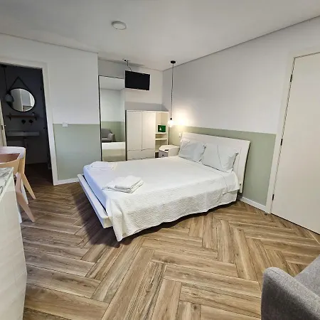 Apartament Custódio Sea *